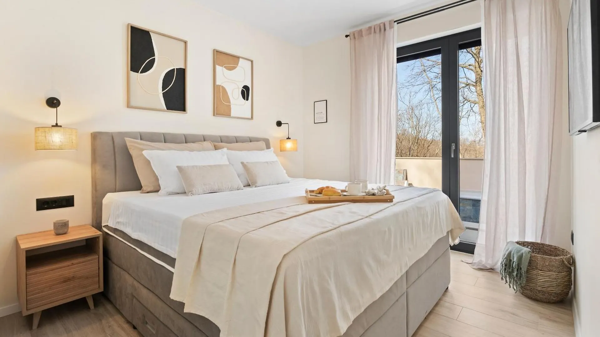 Charming Villa Harmonia With Heated Pool And Indoor Jacuzzi Surrounded By Nature Pićan 0*,  Chorwacja