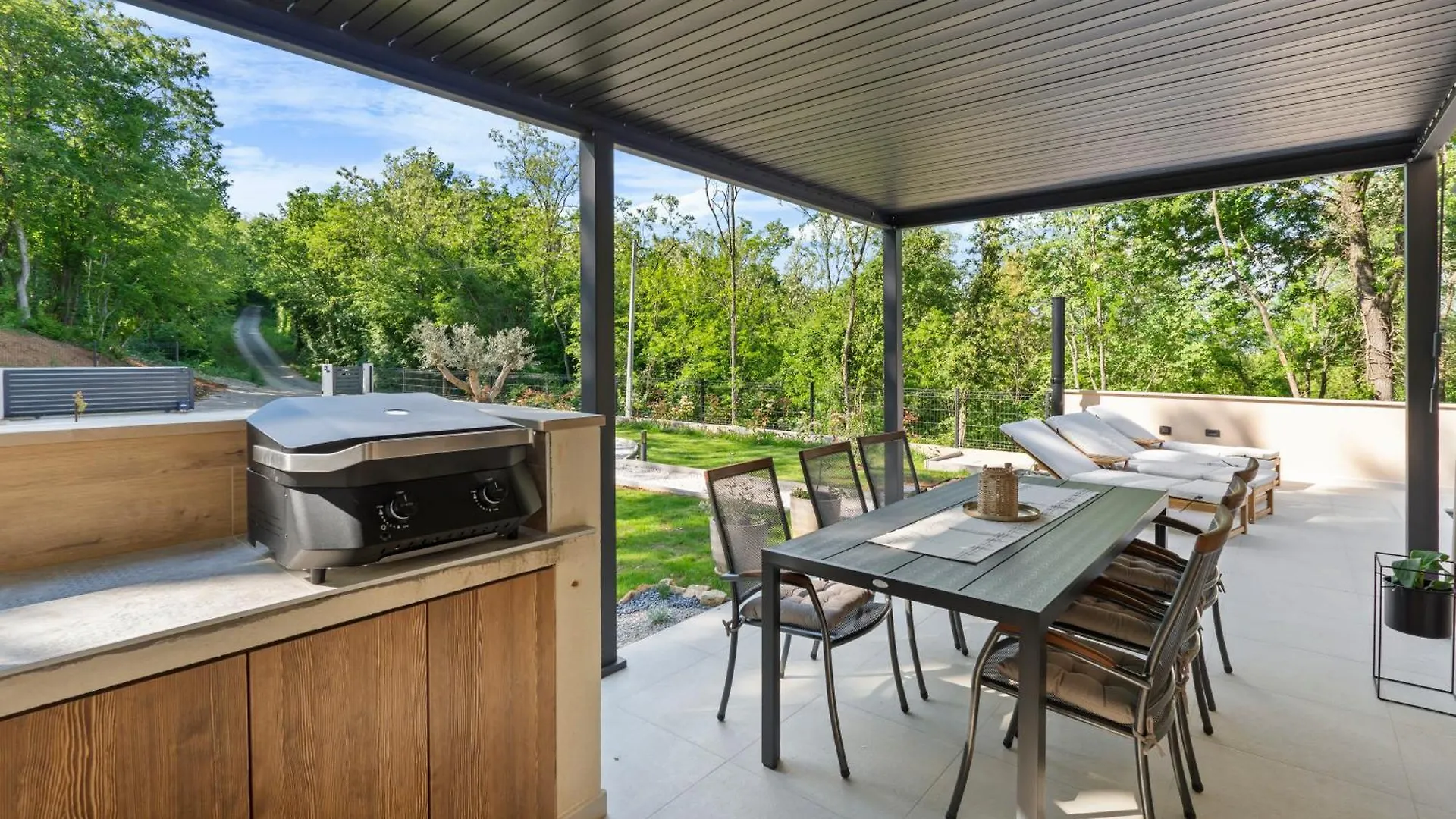 Charming Villa Harmonia With Heated Pool And Indoor Jacuzzi Surrounded By Nature Pićan