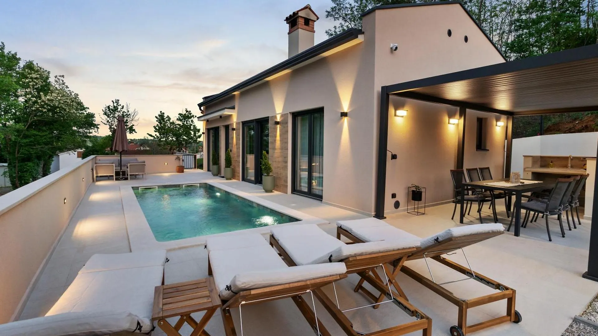 Charming Villa Harmonia With Heated Pool And Indoor Jacuzzi Surrounded By Nature Pićan Chorwacja